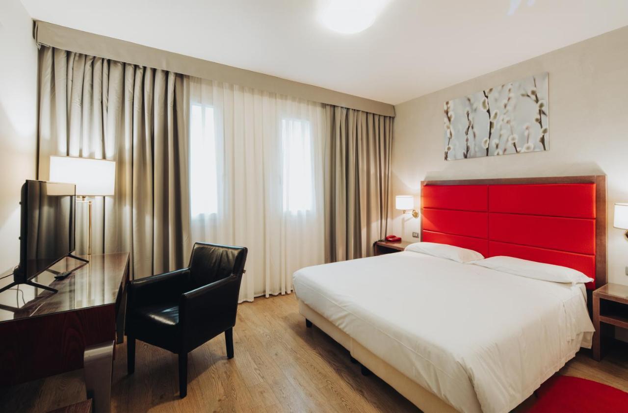 Hotel Alan أنسولا ديليميليا المظهر الخارجي الصورة