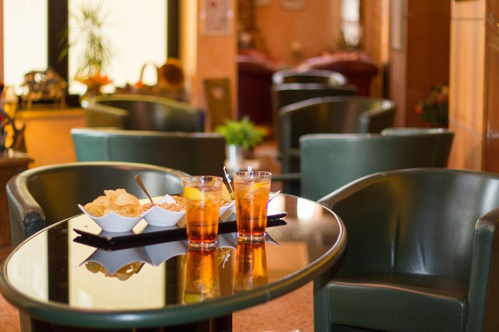 Hotel Alan أنسولا ديليميليا المظهر الخارجي الصورة