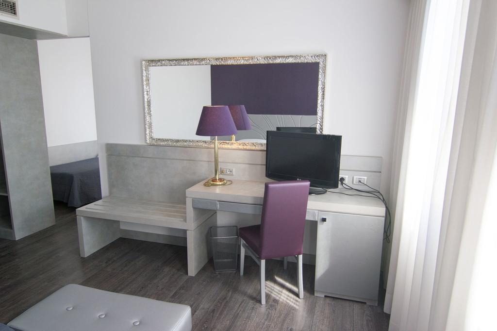 Hotel Alan أنسولا ديليميليا المظهر الخارجي الصورة
