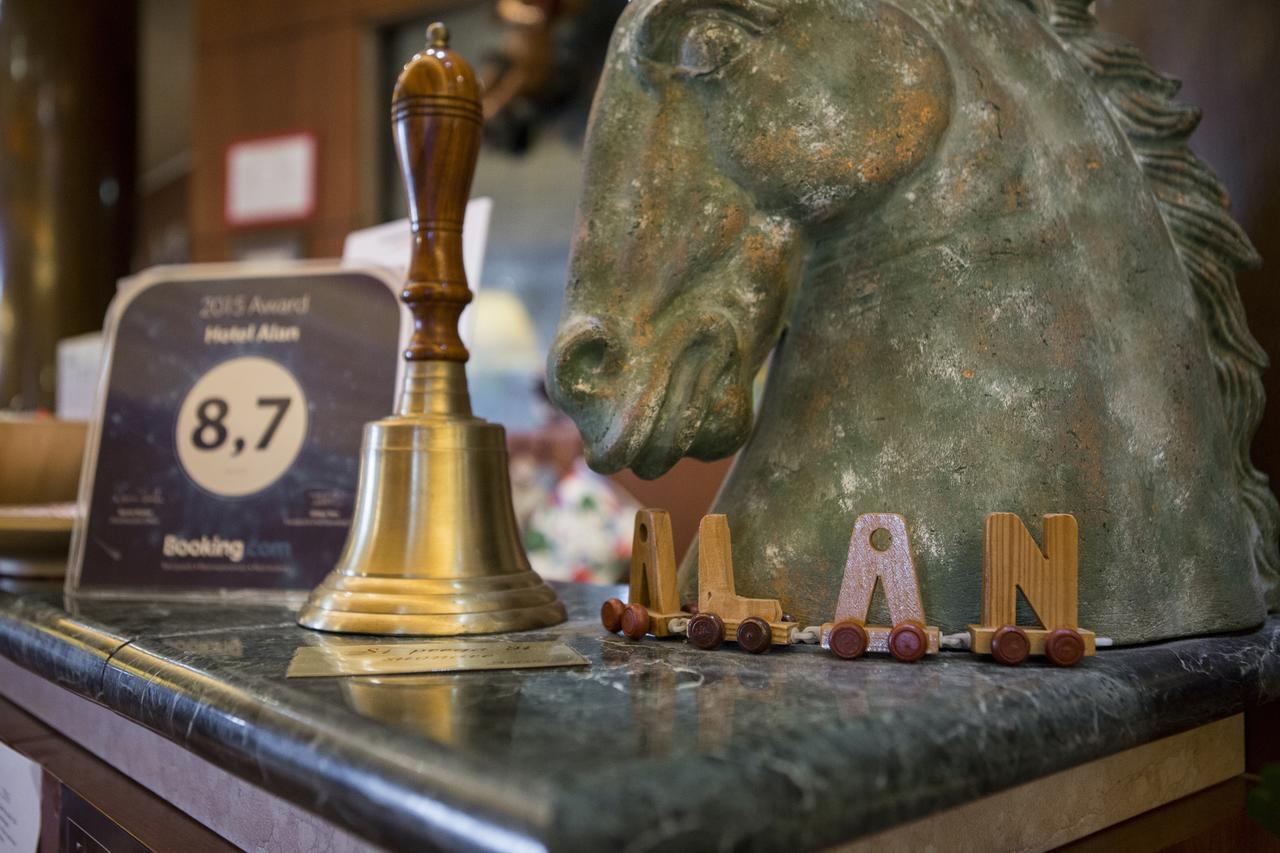 Hotel Alan أنسولا ديليميليا المظهر الخارجي الصورة